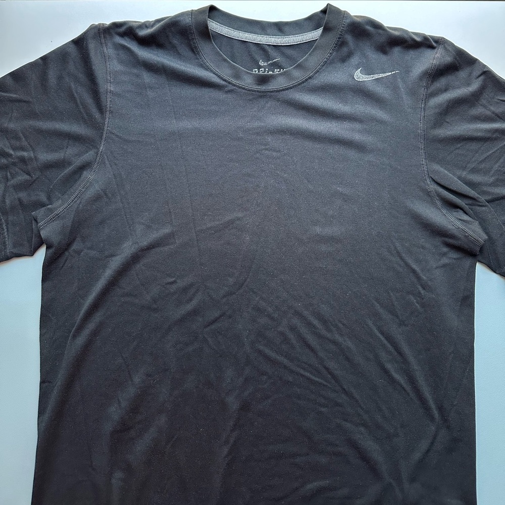 Mens Nike Black Dri-fit Short Sleeve T-shirt size small - Picture 3 of 12